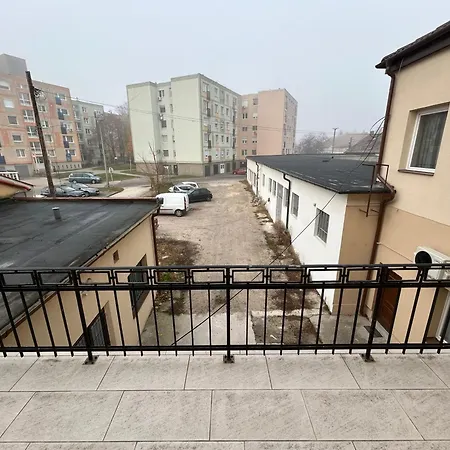 Center * Komárom